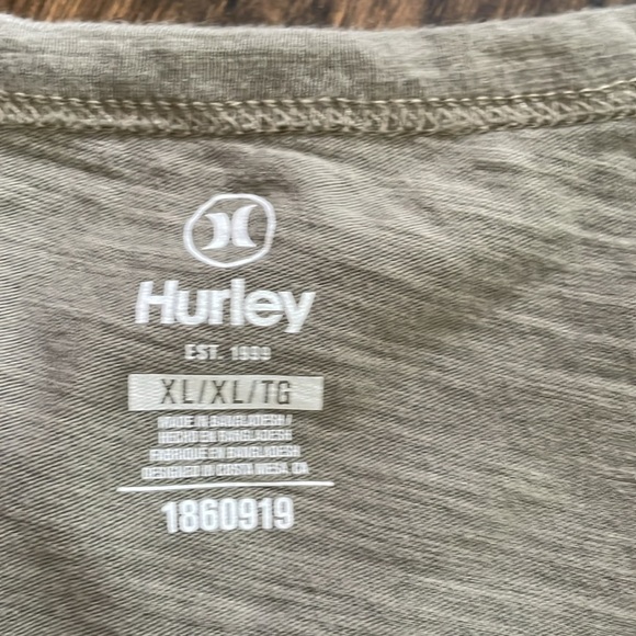 NWT lot of 2 men’s Hurley tee shirts - Picture 4 of 9
